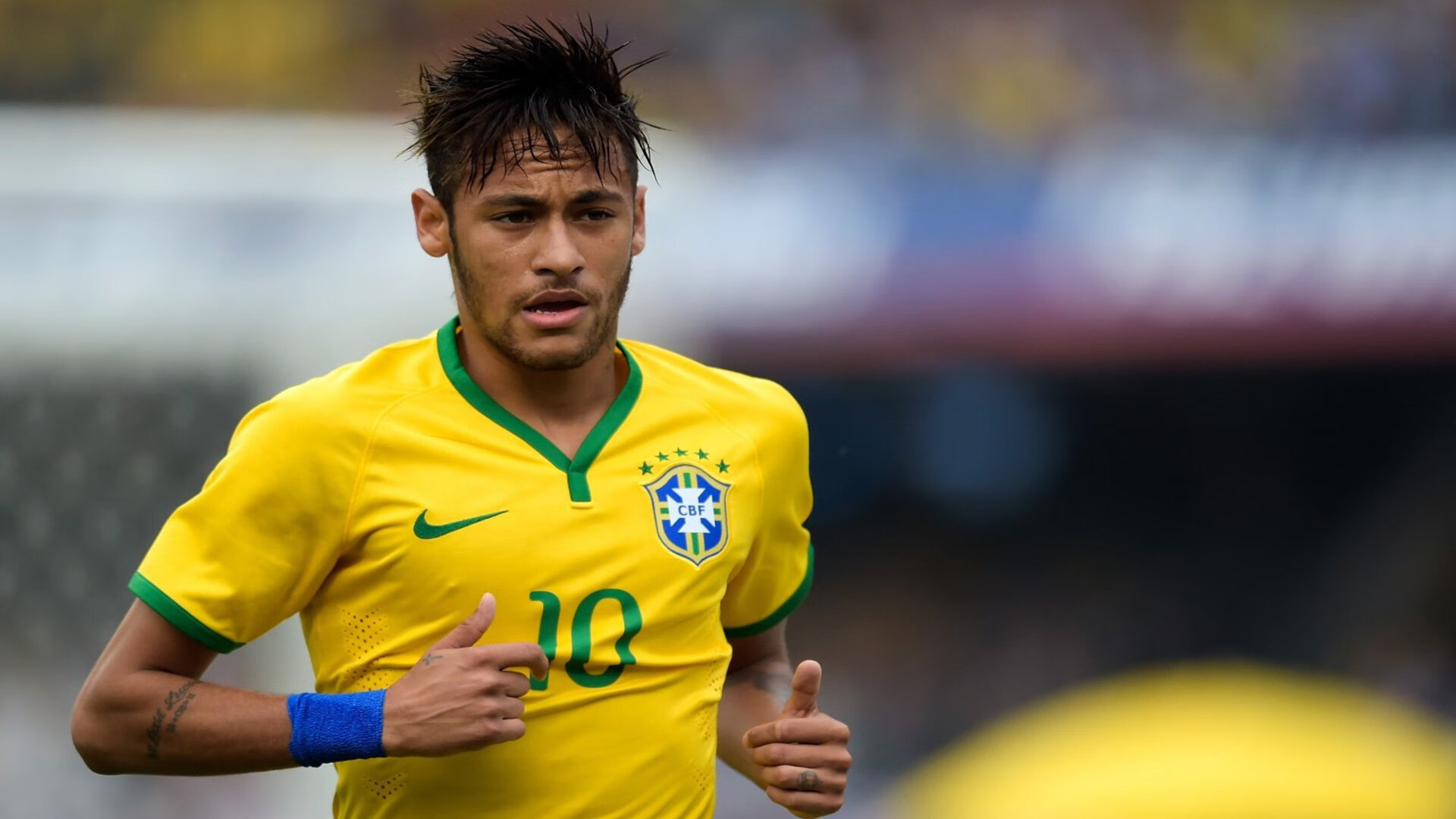 《【幕后揭秘】职业选手训练的科学化与系统化》，职业选手训练室图片